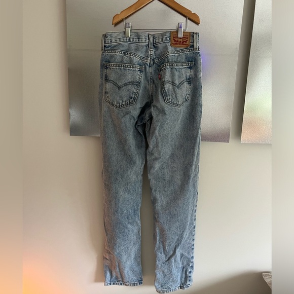 LEVIS Straight Leg Jeans - Picture 3 of 4